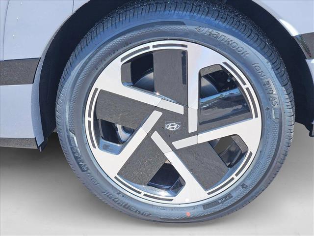 new 2026 Hyundai IONIQ 9 car, priced at $77,510