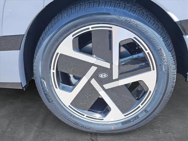 new 2026 Hyundai IONIQ 9 car, priced at $77,510