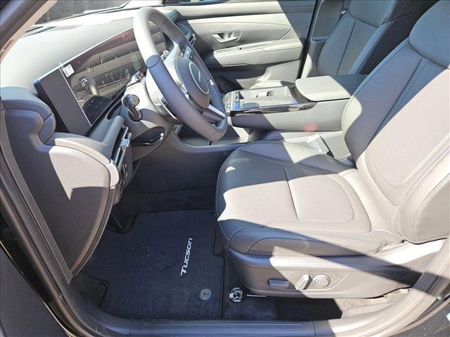 new 2025 Hyundai TUCSON Hybrid car, priced at $37,579