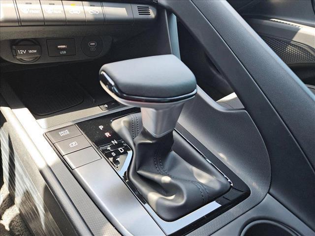 new 2025 Hyundai Elantra car, priced at $25,525