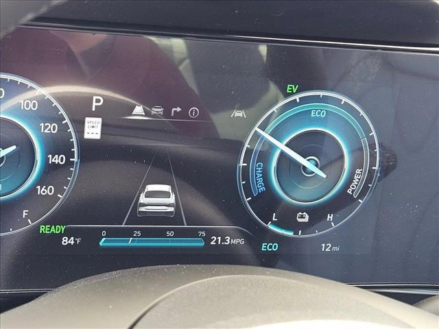 new 2025 Hyundai Elantra car, priced at $31,670