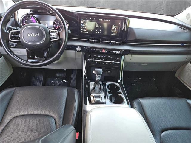 used 2023 Kia Carnival car, priced at $30,984