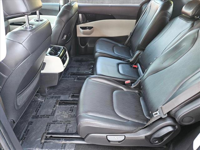 used 2023 Kia Carnival car, priced at $30,984