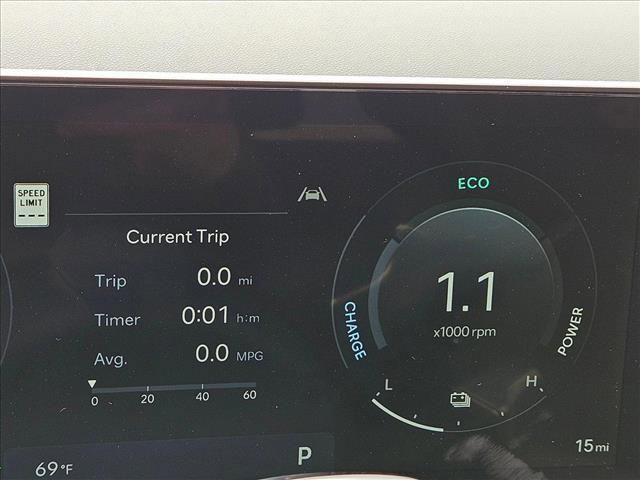 new 2025 Hyundai TUCSON Hybrid car, priced at $43,510