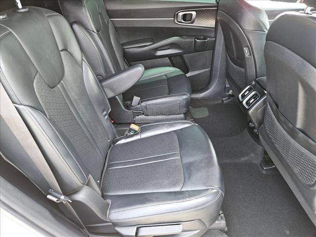 used 2023 Kia Sorento Hybrid car, priced at $32,469