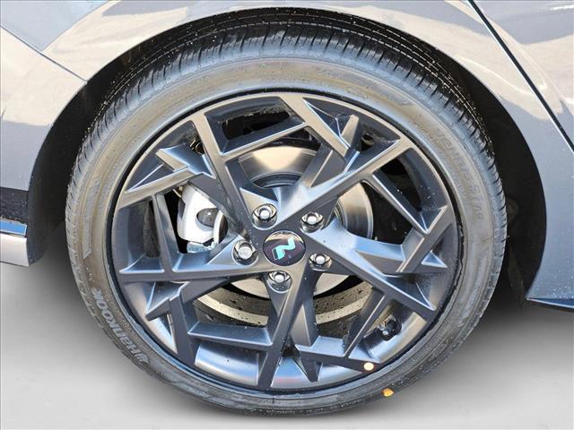 new 2025 Hyundai Elantra car, priced at $29,421