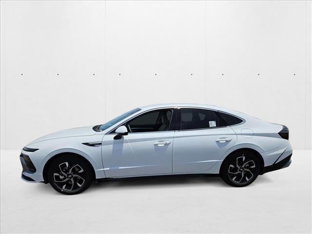 new 2025 Hyundai Sonata car, priced at $28,333
