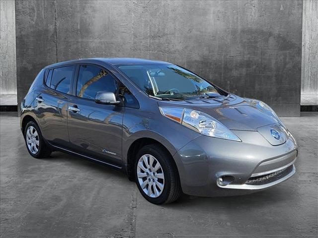 used 2017 Nissan Leaf car, priced at $6,000