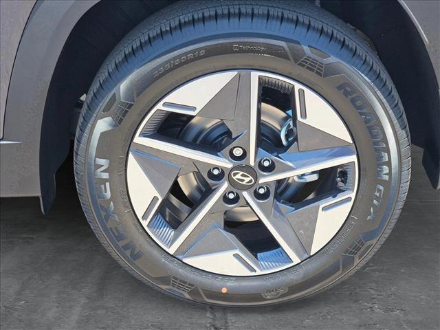 new 2025 Hyundai TUCSON Hybrid car, priced at $38,935
