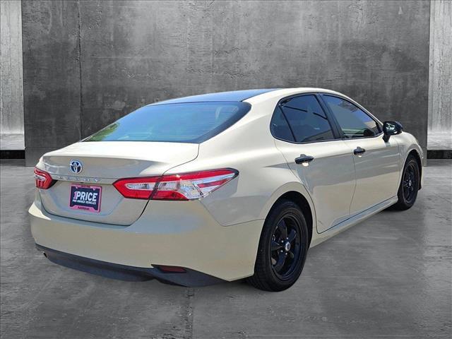 used 2018 Toyota Camry Hybrid car, priced at $19,116