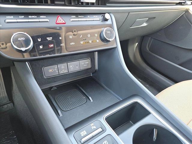 new 2025 Hyundai Sonata Hybrid car, priced at $38,586