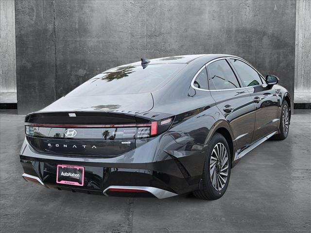 new 2025 Hyundai Sonata Hybrid car, priced at $32,327