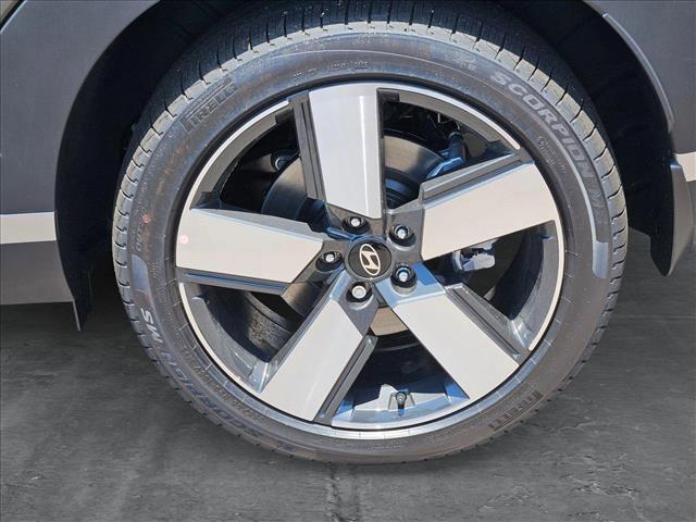 new 2025 Hyundai Santa Fe car, priced at $45,921