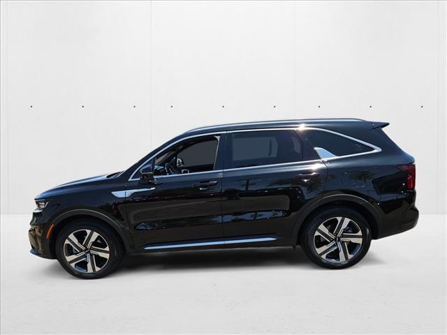 used 2022 Kia Sorento Plug-In Hybrid car, priced at $28,555