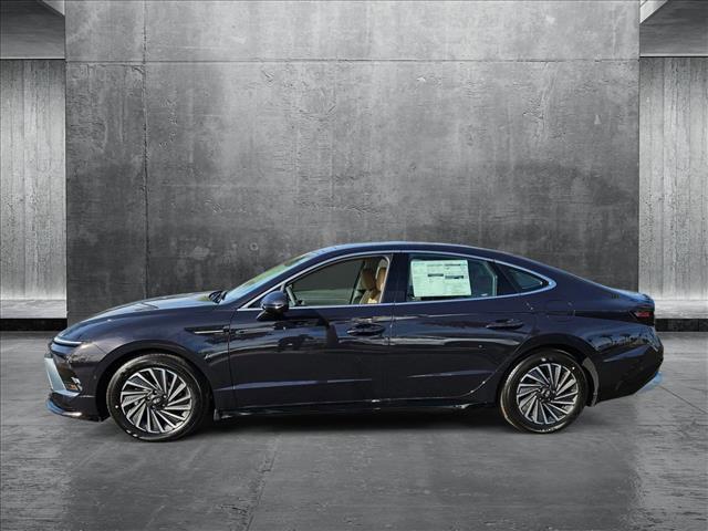 new 2025 Hyundai Sonata Hybrid car, priced at $38,400