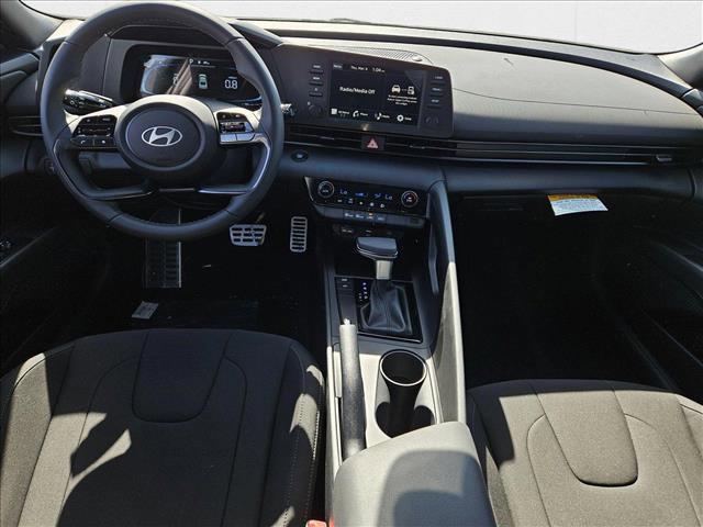 new 2025 Hyundai Elantra car, priced at $20,669