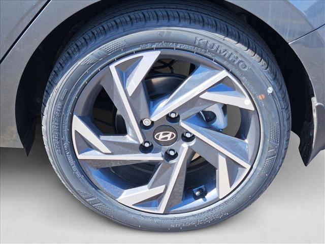 new 2025 Hyundai Elantra car, priced at $20,669