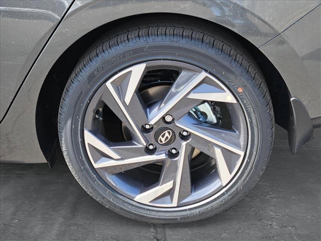 new 2025 Hyundai Elantra car, priced at $25,466