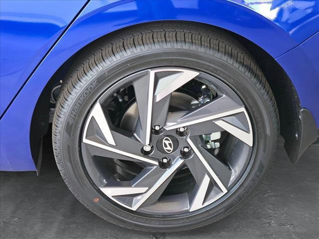 new 2025 Hyundai Elantra car, priced at $30,911