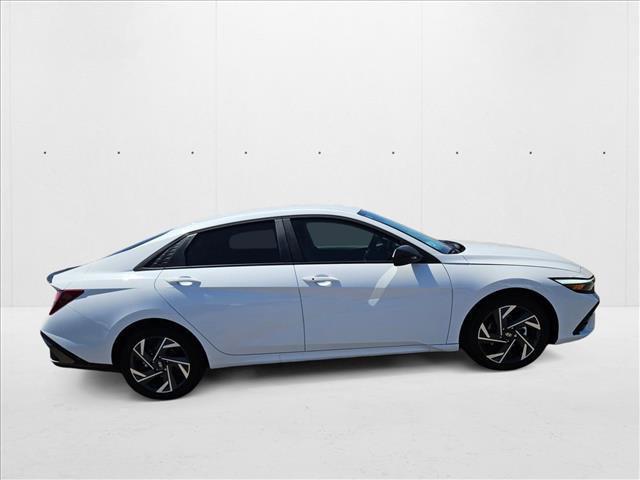 new 2025 Hyundai Elantra car, priced at $21,469