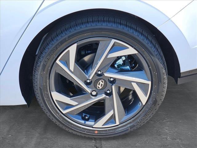 new 2025 Hyundai Elantra car, priced at $32,115