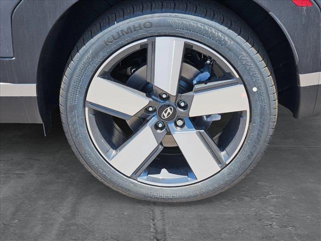 new 2025 Hyundai Santa Fe car, priced at $48,810
