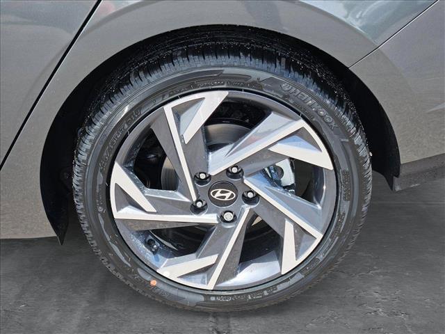 new 2025 Hyundai Elantra car, priced at $28,593