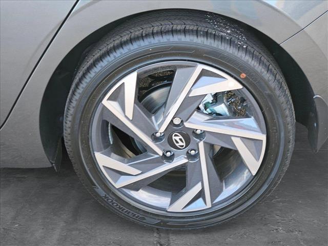 new 2025 Hyundai Elantra car, priced at $25,530