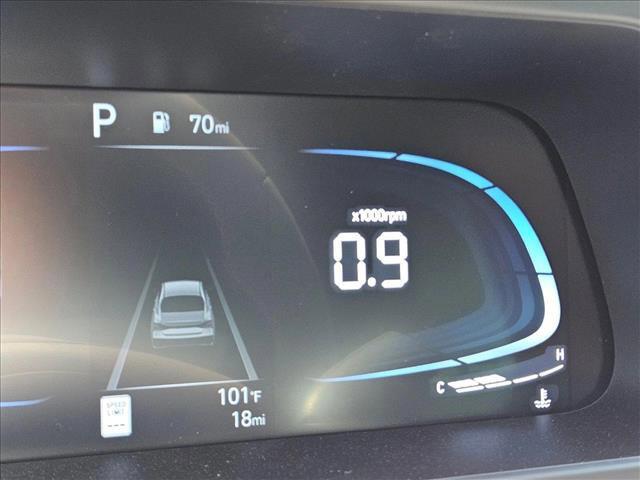 new 2025 Hyundai Elantra car, priced at $24,918