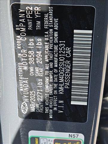 new 2025 Hyundai Elantra car, priced at $24,918