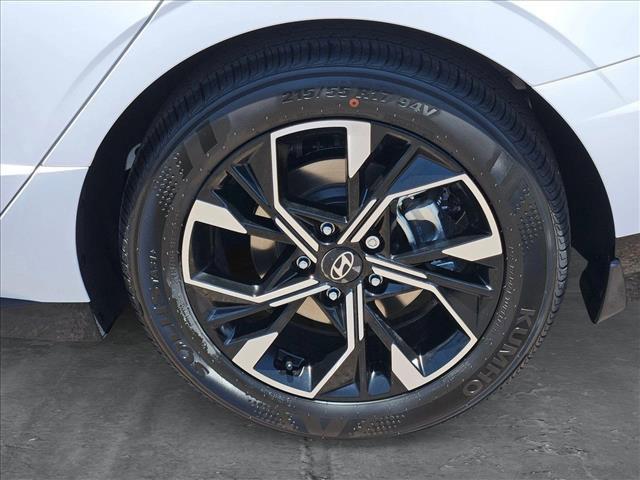 new 2025 Hyundai Sonata car, priced at $30,498