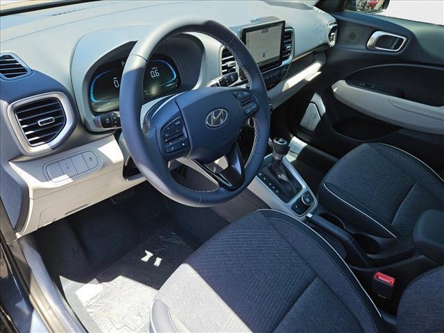 new 2025 Hyundai Venue car, priced at $25,066