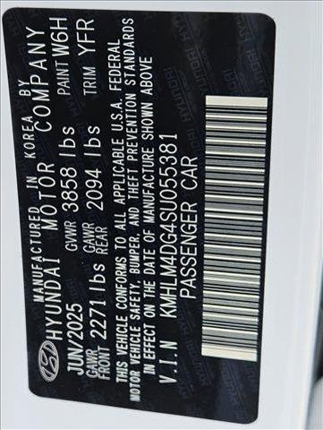 new 2025 Hyundai Elantra car, priced at $21,555