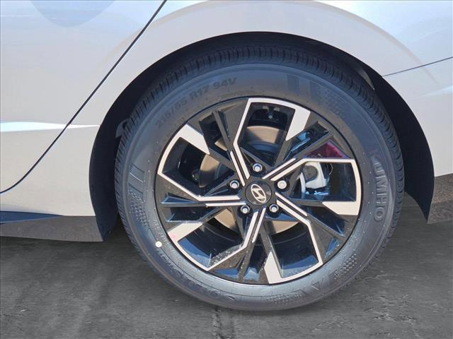 new 2025 Hyundai Sonata car, priced at $28,759