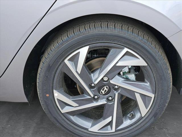 new 2025 Hyundai Elantra car, priced at $31,590