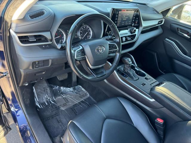 used 2022 Toyota Highlander car, priced at $31,787