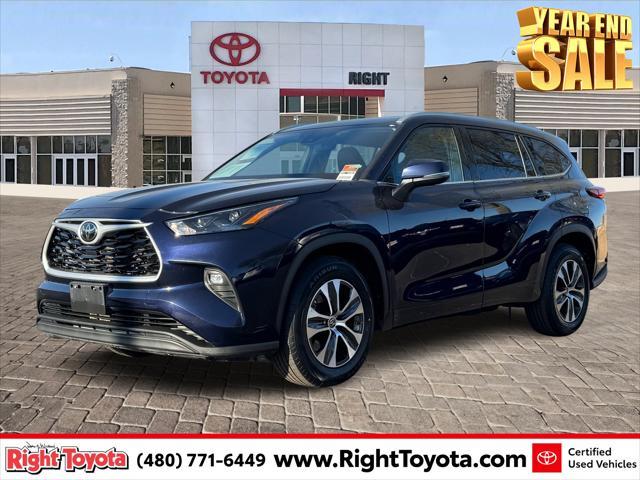 used 2022 Toyota Highlander car, priced at $31,787