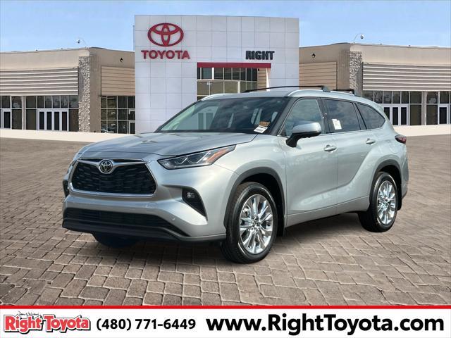 new 2025 Toyota Highlander car, priced at $50,374