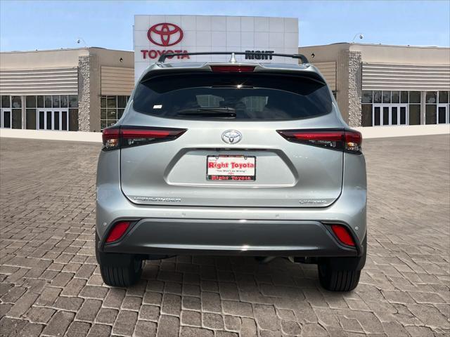 new 2025 Toyota Highlander car, priced at $50,374