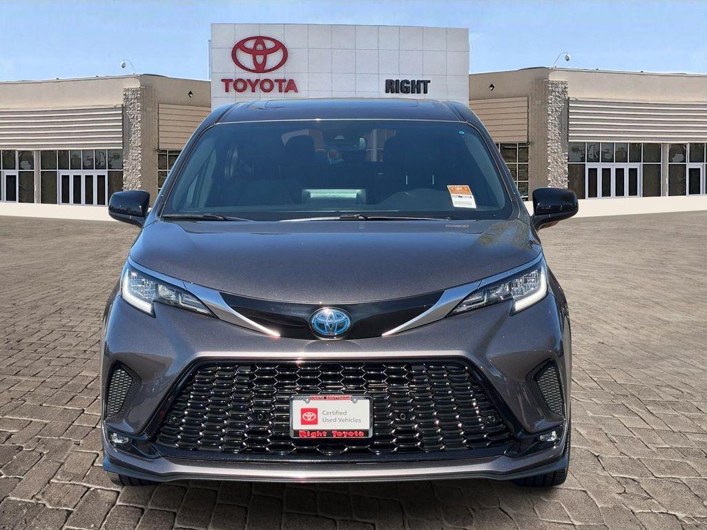 used 2021 Toyota Sienna car, priced at $36,051