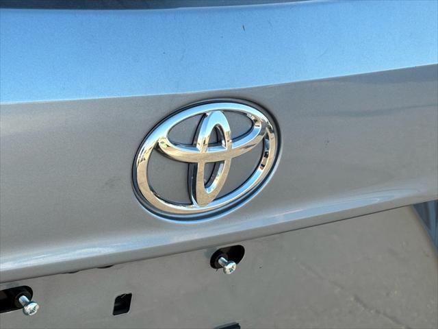 used 2021 Toyota Highlander car, priced at $36,925