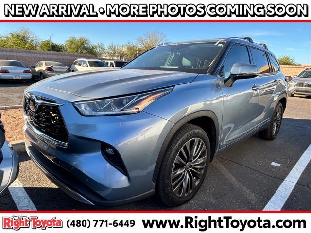 used 2021 Toyota Highlander car, priced at $36,925