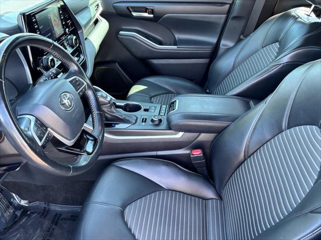 used 2022 Toyota Highlander car, priced at $35,145