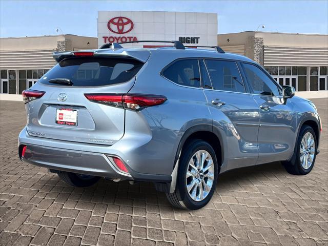 used 2023 Toyota Highlander car, priced at $46,308