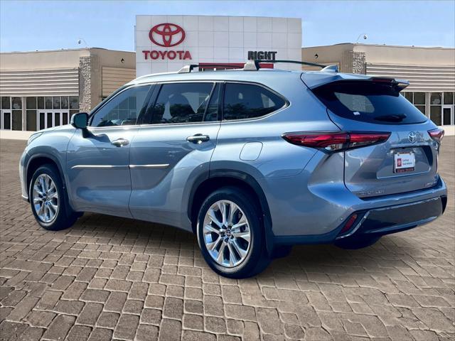 used 2023 Toyota Highlander car, priced at $46,308