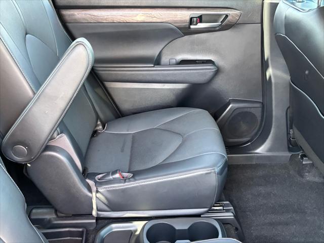 used 2023 Toyota Highlander car, priced at $46,308