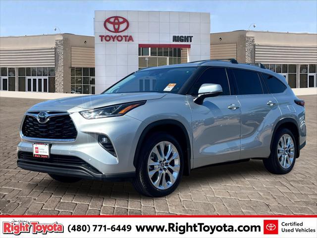 used 2024 Toyota Highlander car, priced at $45,241