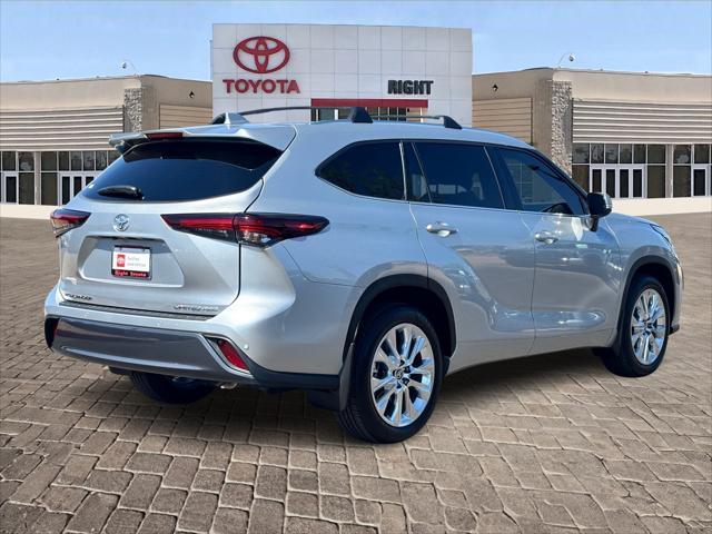 used 2024 Toyota Highlander car, priced at $45,241
