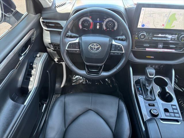 used 2024 Toyota Highlander car, priced at $45,241