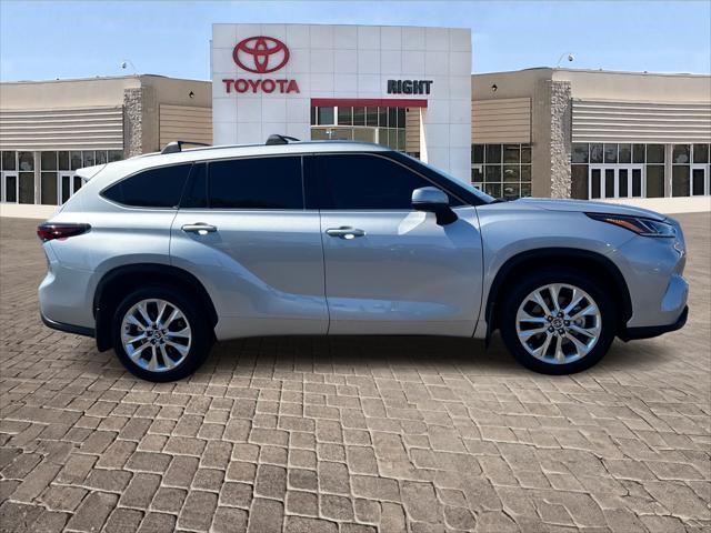 used 2024 Toyota Highlander car, priced at $45,241
